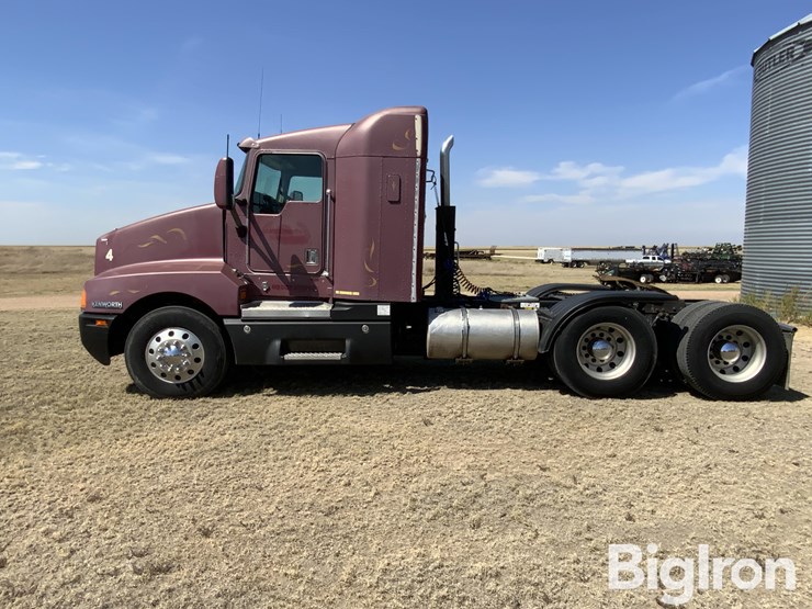 2000-kenworth-t600-image-8