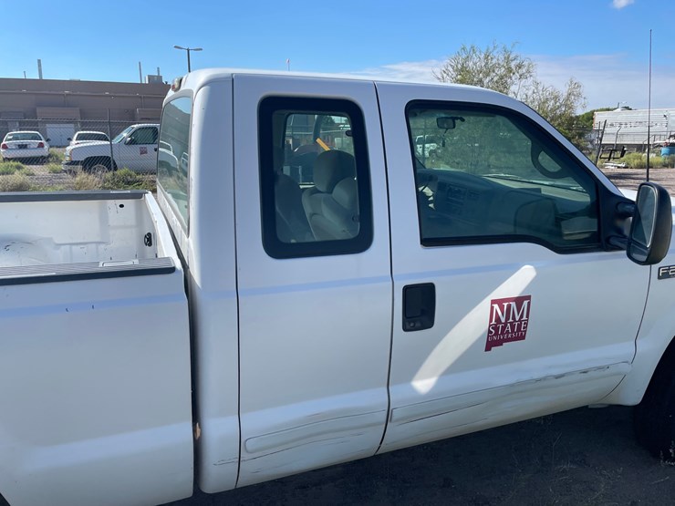 2001-ford-f250-image-18