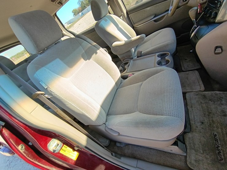 2006-toyota-sienna-image-32