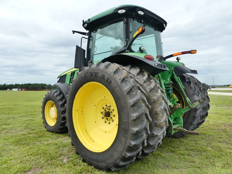john-deere-7230r-image-4