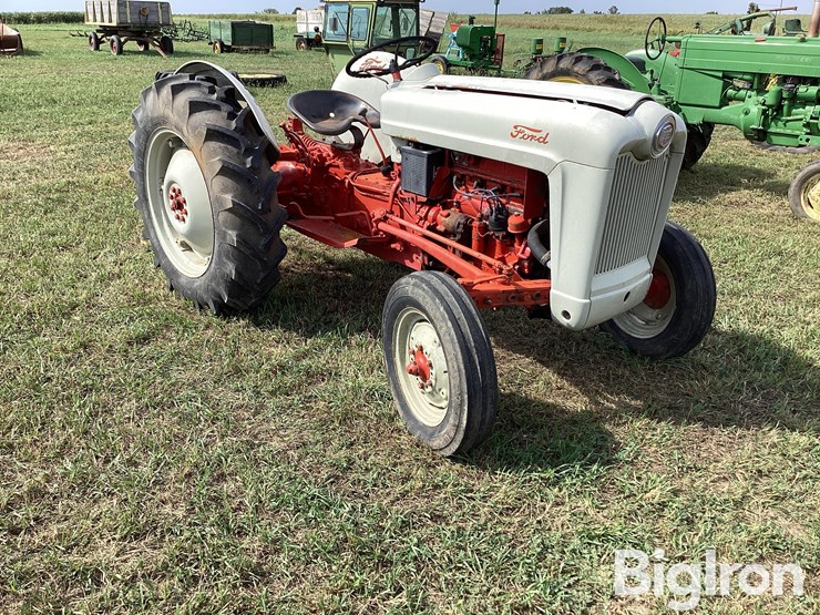1954-ford-640-image-3