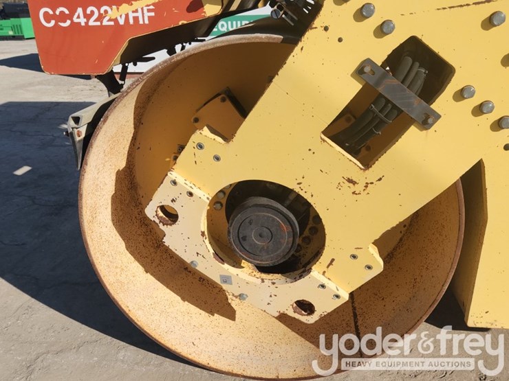 2007-dynapac-cc422hf-image-10