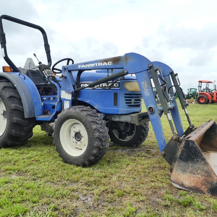 FARMTRAC 300