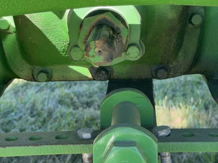 john-deere-b-image-28