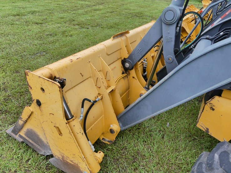 deere-310sl-image-14