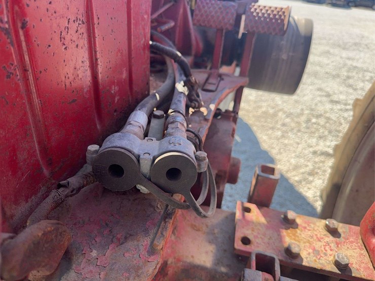 farmall-super-h-image-47