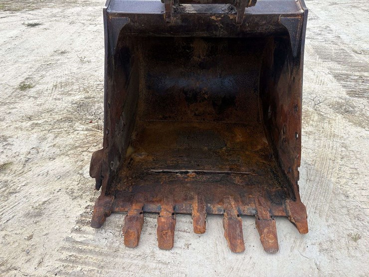 2008-caterpillar-330-image-18