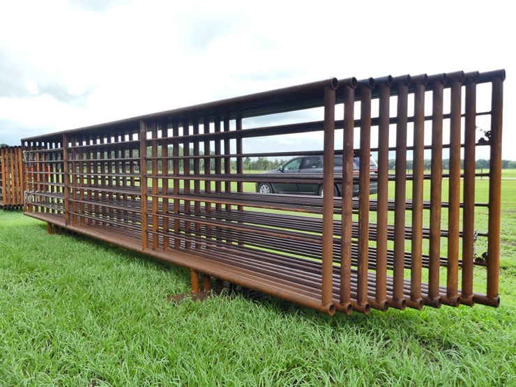 (10)-24'-free-standing-panels-image-3