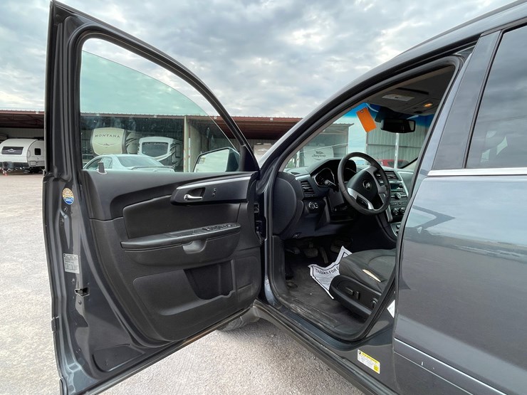 #2768-•-2001-toyota-camry-(title-in-delay)-image-151
