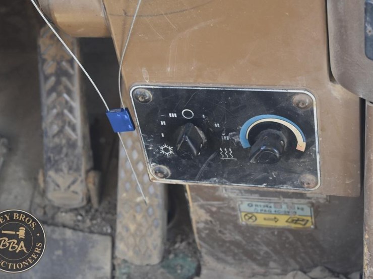 1994-caterpillar-d300d-image-55
