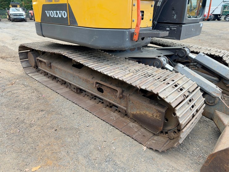 2019-volvo-ecr145el-image-19