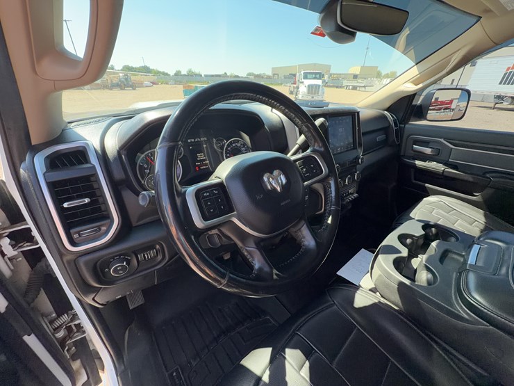2019-dodge-2500-image-20