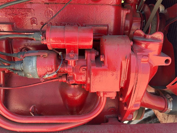 farmall-400-image-19
