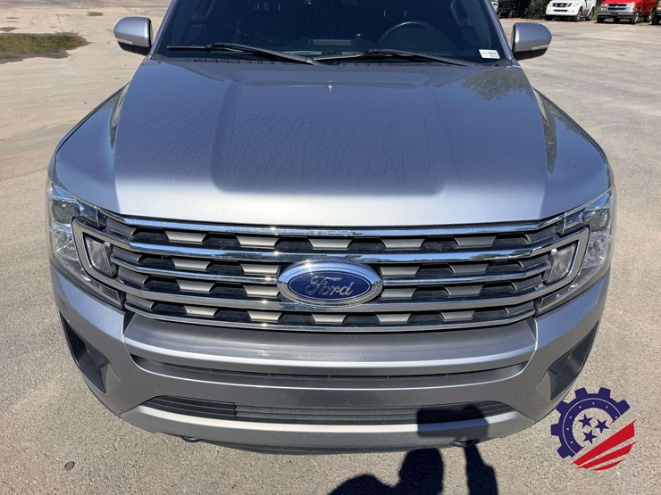 2021-ford-expedition-xlt-image-17