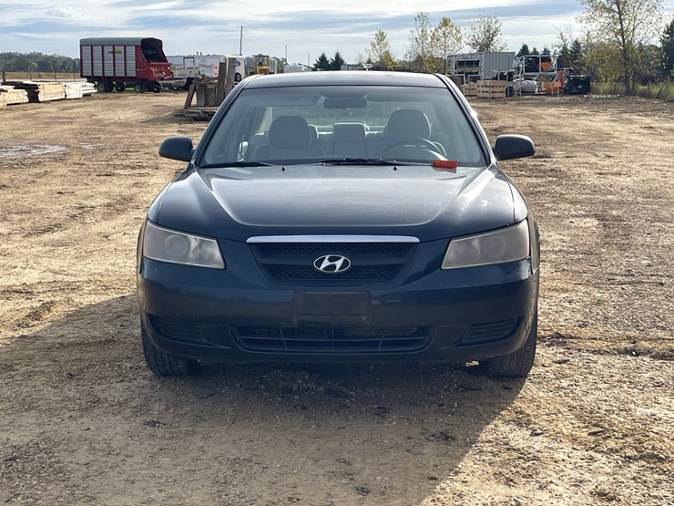 #203-•-2008-hyundai-sonata-(has-wi-title)-image-2
