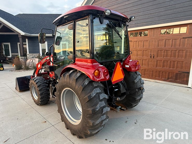 2022-case-ih-farmall-55c-image-7