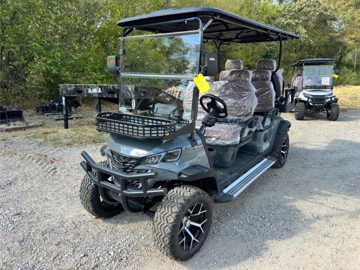 new-6-seater-electric-golf-cart-image-1