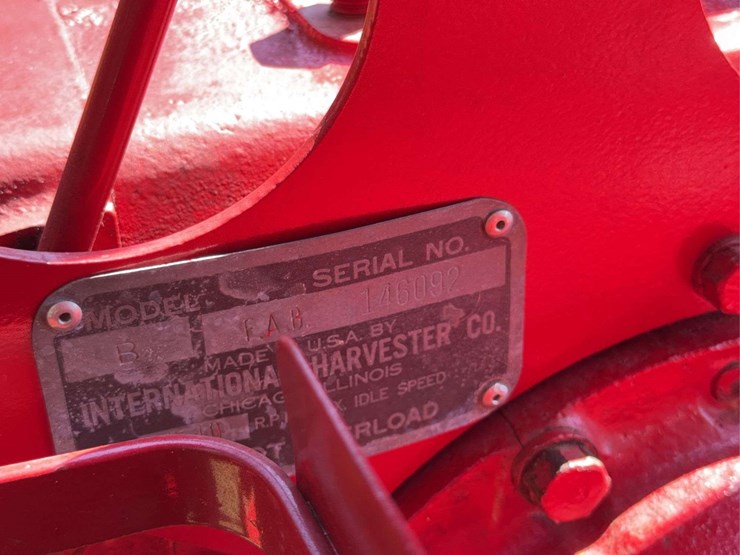 1945-farmall-b-image-27