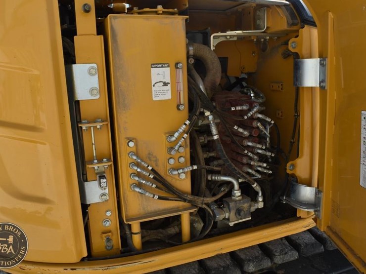 2023-deere-85-p-tier-image-53