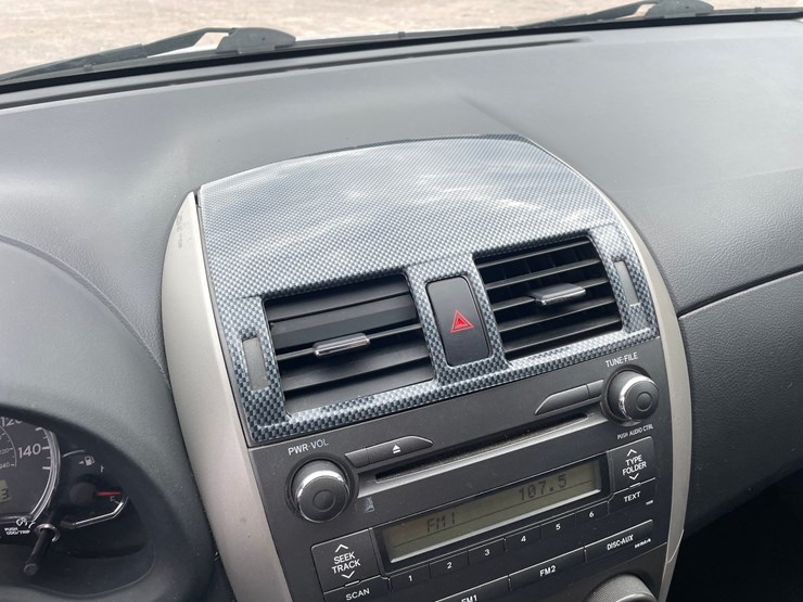 #2765-•-2011-toyota-corolla-(title-in-delay)-image-67