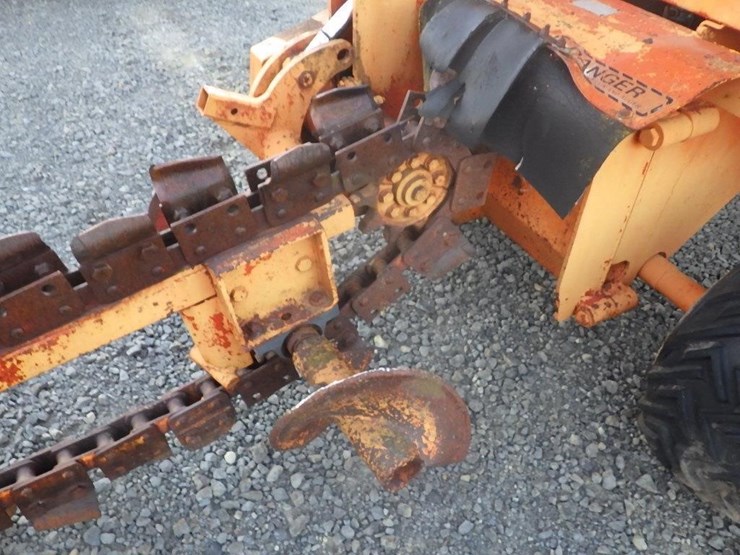 ditch-witch-r30-image-19