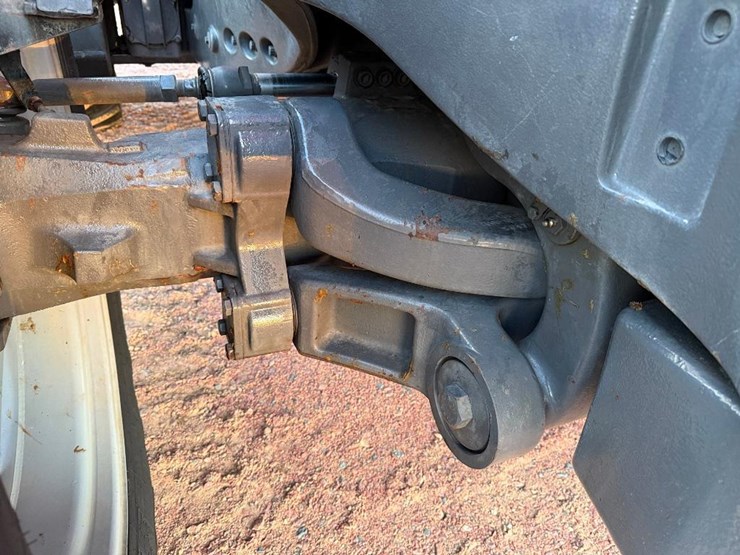 massey-ferguson-8670-image-35