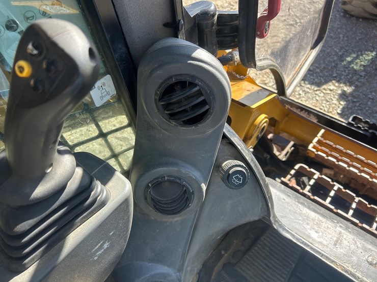caterpillar-299d-image-46