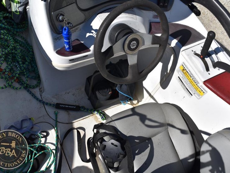 seadoo-challenger-1800-46800-image-25