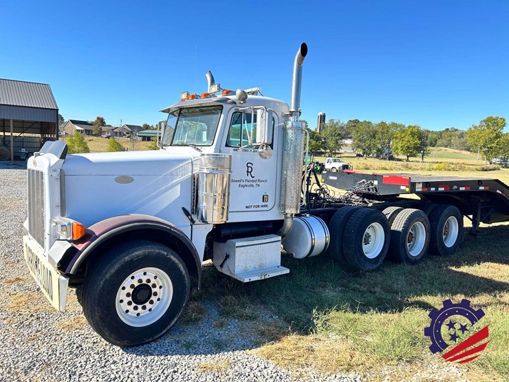1998-peterbilt-379-image-1