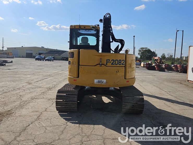 2017-deere-75g-image-5