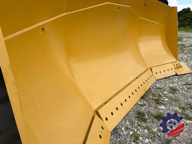 caterpillar-d9-image-20