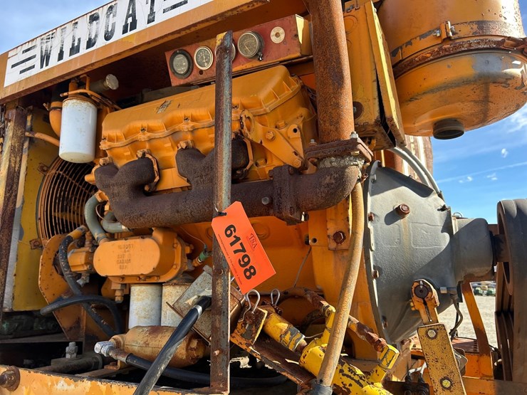 caterpillar-3208-image-25