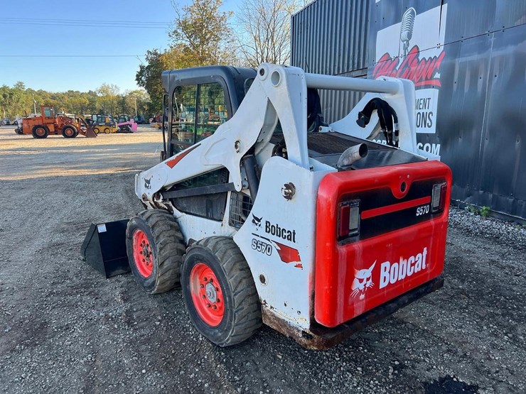 2017-bobcat-s570-image-4
