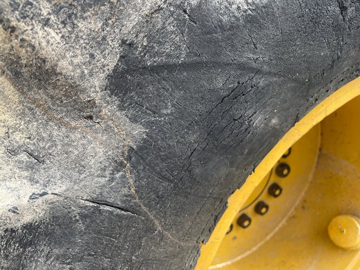 deere-440b-image-72