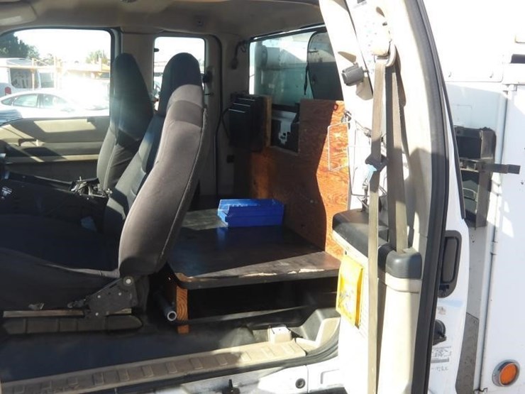 2010-ford-f450-image-13
