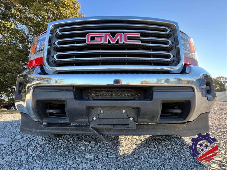2019-gmc-sierra-3500-image-12