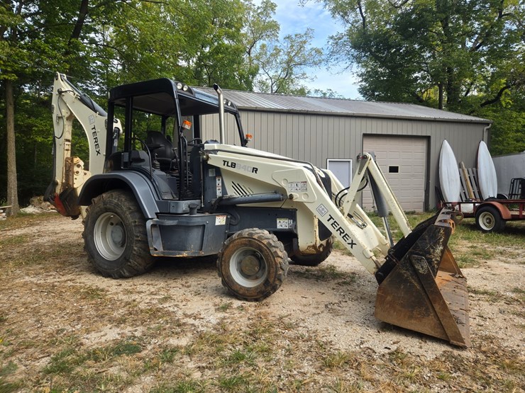 terex-tlb840r-image-13