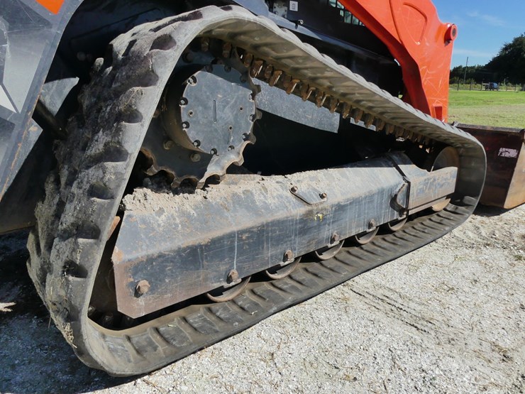 kubota-svl97-2-image-5