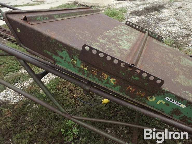 john-deere-200-image-13