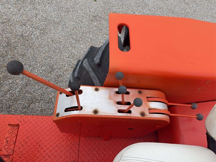 1969-allis-chalmers-one-ninety-xt-series-iii-diesel-image-52