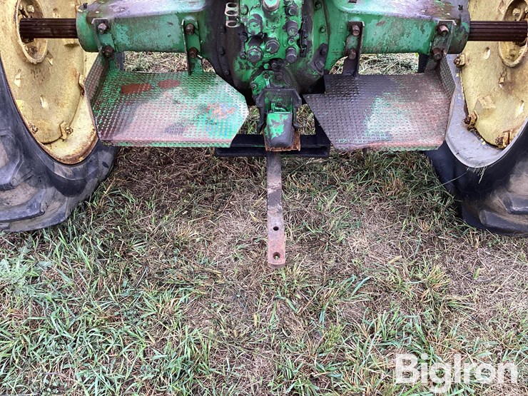 1952-john-deere-a-image-18