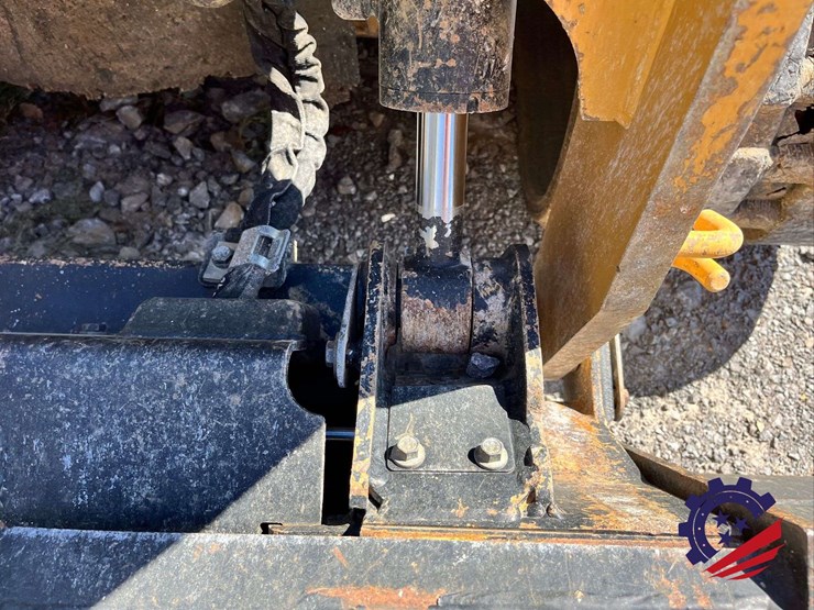caterpillar-299d3-xe-image-24