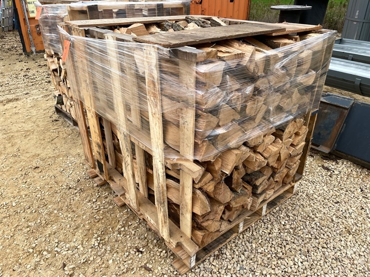 #3052-•-pallet-of-oak-firewood-image-3