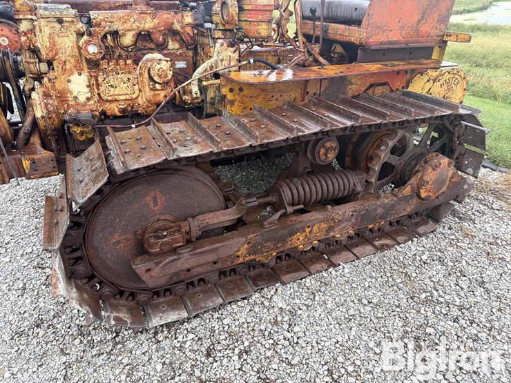 caterpillar-d4-image-17