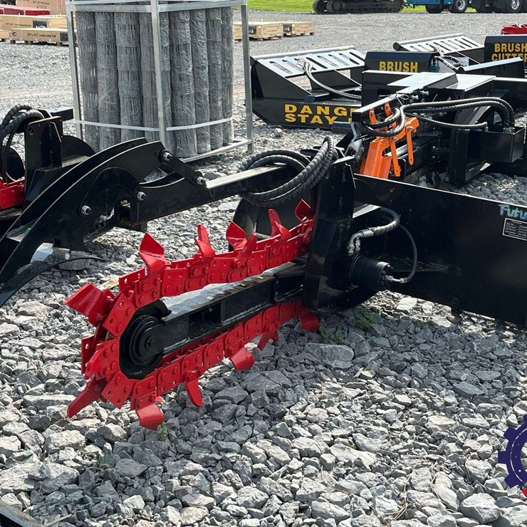 Unused 2026 FUTURE FT-D39 Skid steer Trencher Attachment