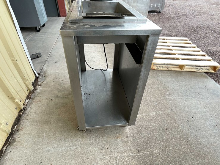 #4676-•-mobile-food-warming-station-image-6
