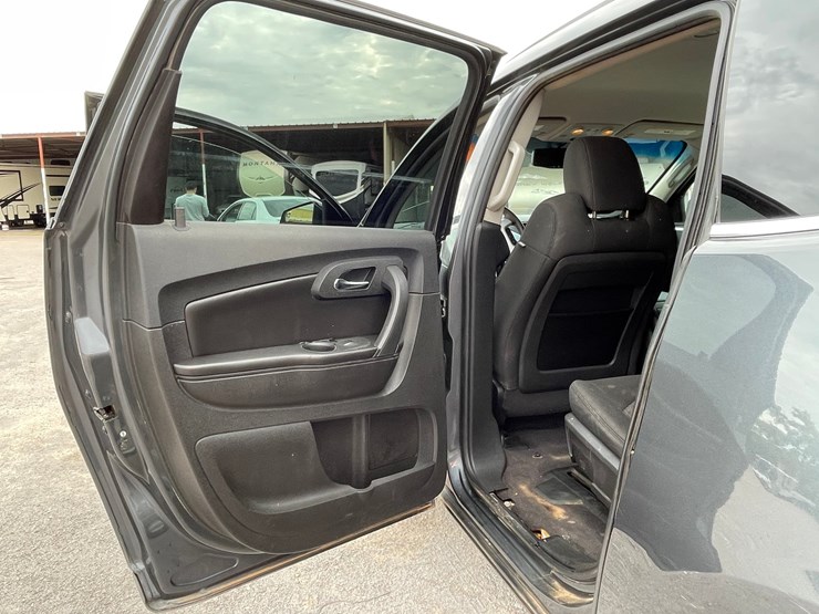 #2768-•-2001-toyota-camry-(title-in-delay)-image-150
