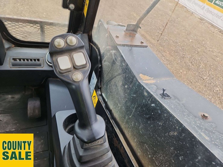 jcb-260t-image-7