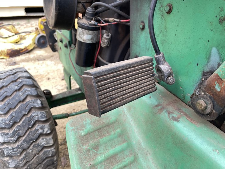 john-deere-140-image-18