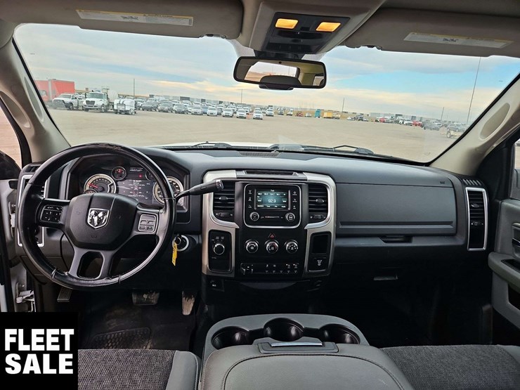 2018-dodge-2500-image-18